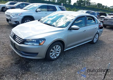 2012 Volkswagen Passat 2.5L S z USA, uszkodzony, nr VIN 1VWAP7A36CC032064